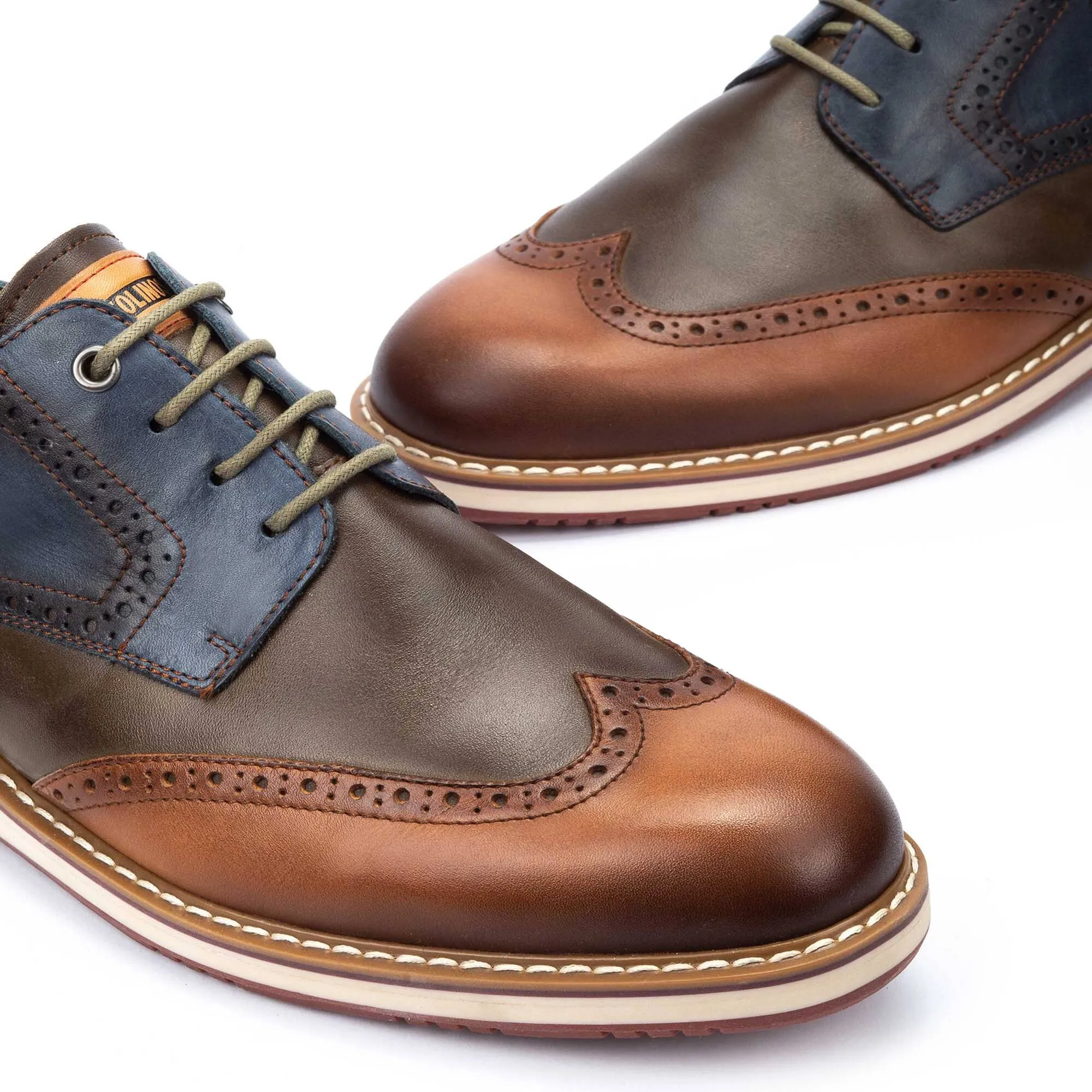 Pikolinos Avila Two-Tone Dress Shoes Men's